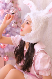 极品女房东TXT视频